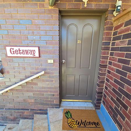 Tumut Valley Motel Pet Friendly Zewnętrze zdjęcie