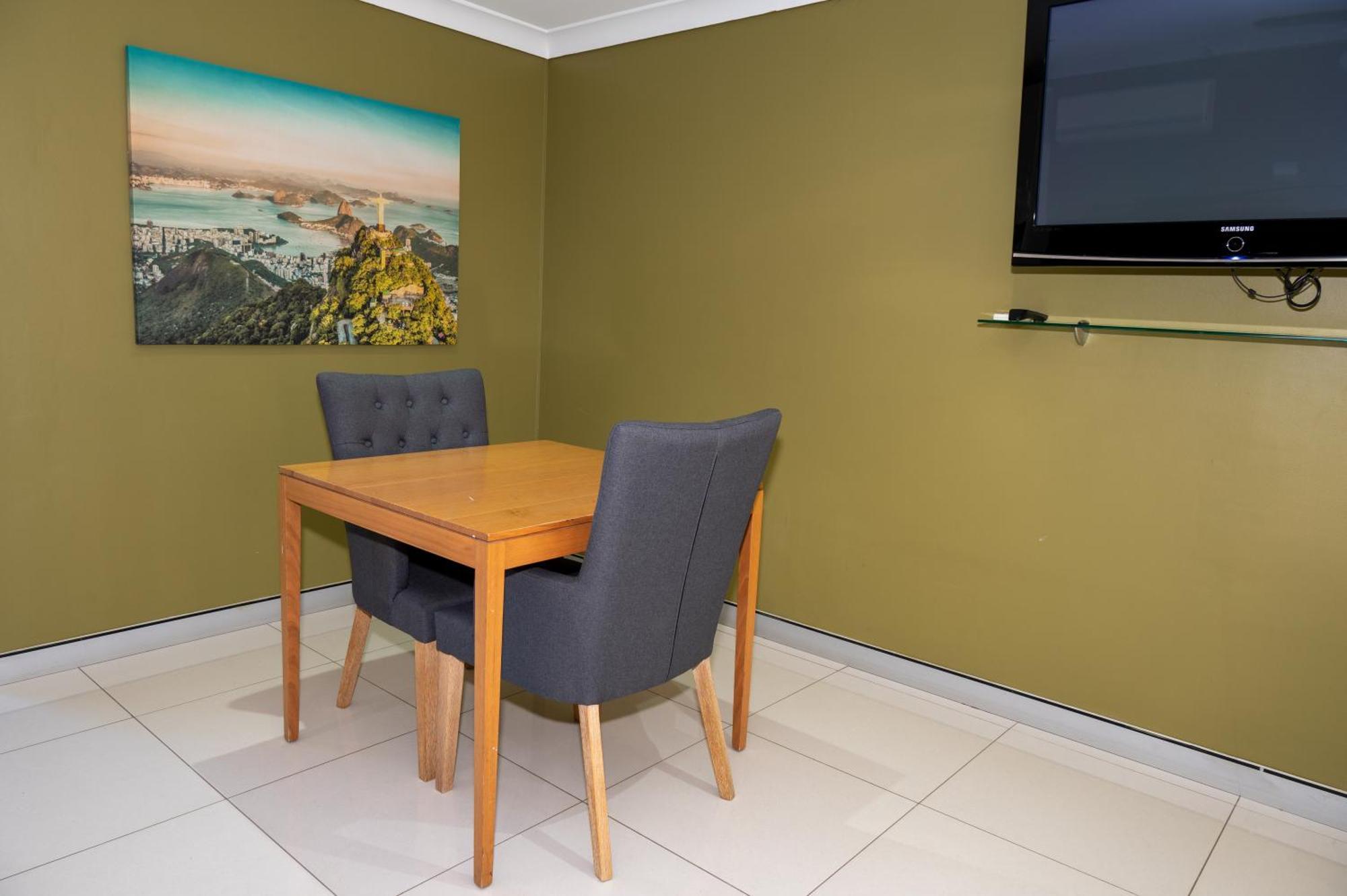 Tumut Valley Motel Pet Friendly Zewnętrze zdjęcie