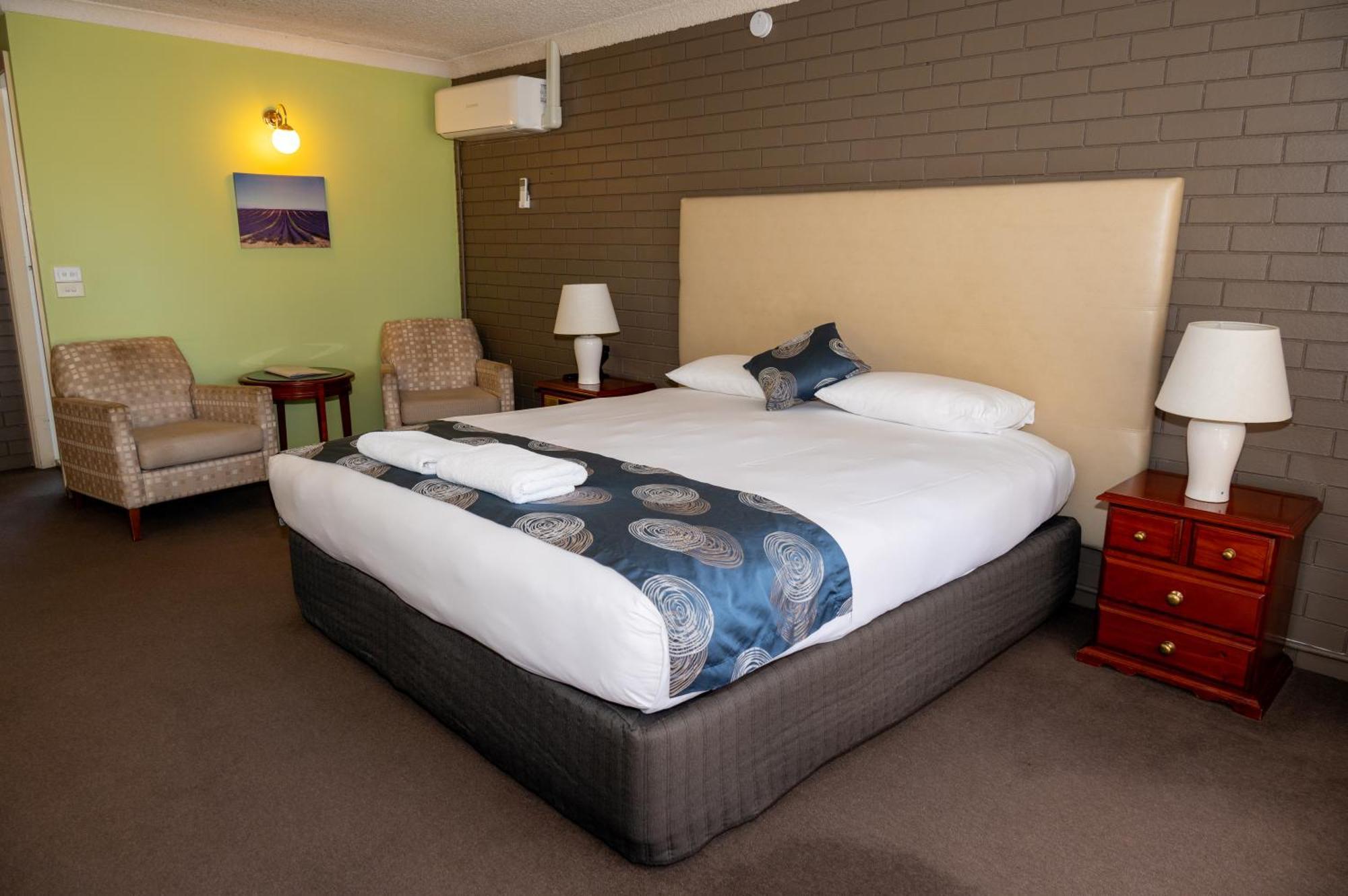 Tumut Valley Motel Pet Friendly Zewnętrze zdjęcie