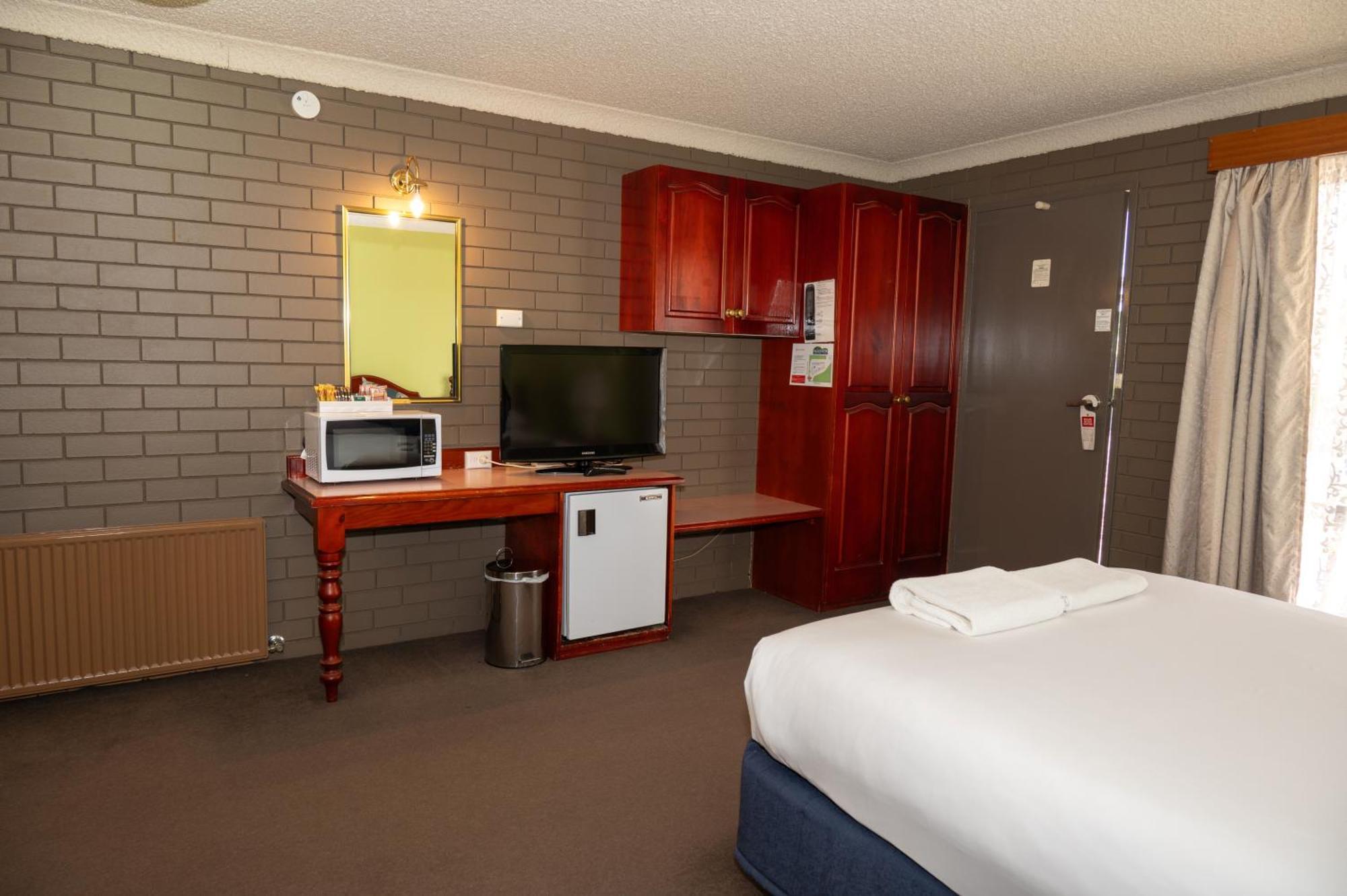 Tumut Valley Motel Pet Friendly Zewnętrze zdjęcie