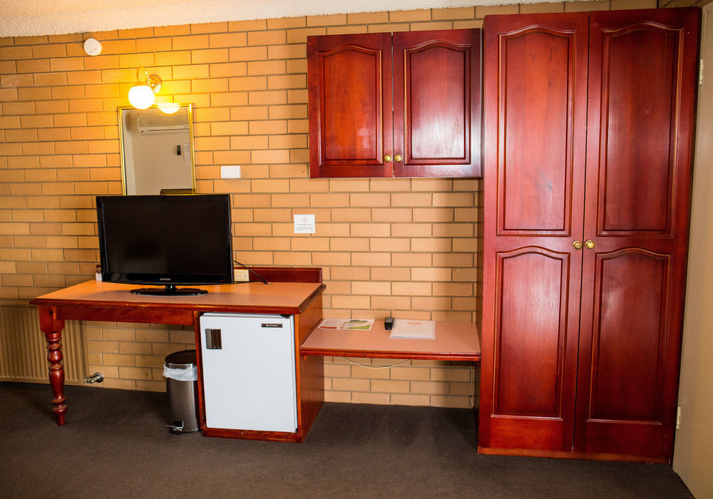 Tumut Valley Motel Pet Friendly Zewnętrze zdjęcie